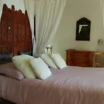 Mavilla Отель 4*