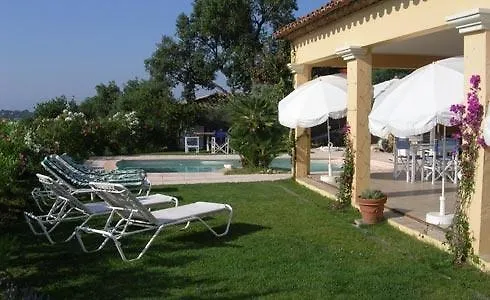 Hotel Mavilla 4*